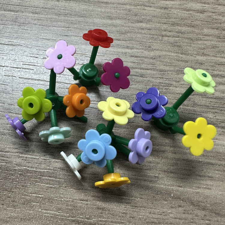 50-1000 szt. Mały kwiatek 3742 – Kids Toys Blocks recenzja i cena